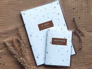 U-Heft und Impfpass-Hülle mit Print "New adventures"